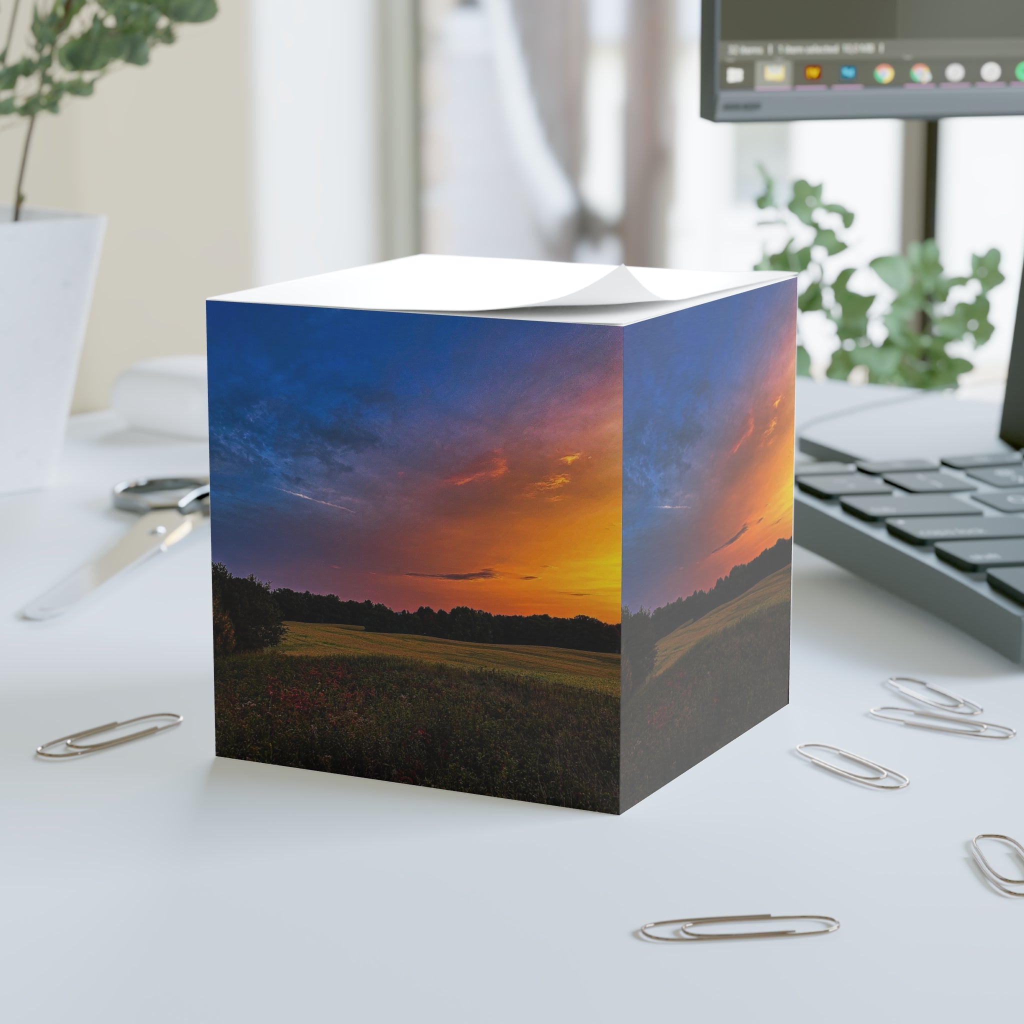 Note Cube